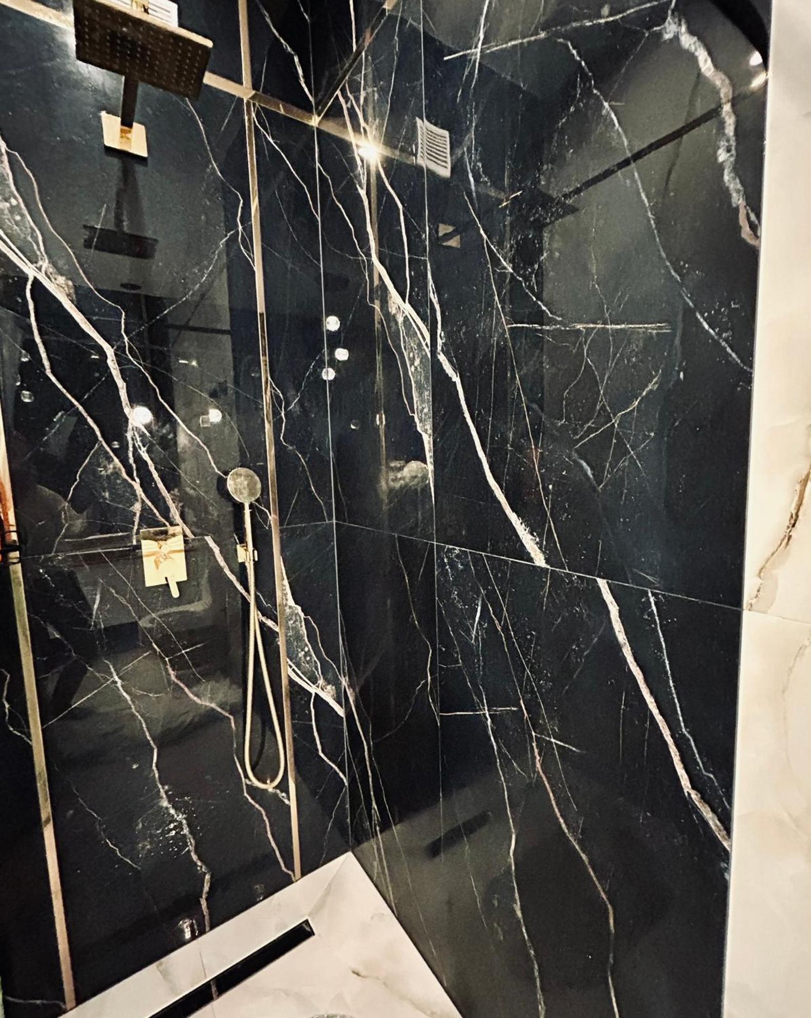 Golden Luxury Suite Nowy Dwór Mazowiecki Eksteriør billede